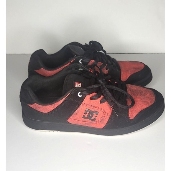 DC Other - DC Manteca 4 x Marvel Deadpool Sneakers Men's Size 8.5 Black/ Red RARE
